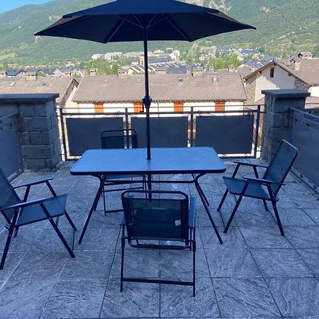 Adosado En Villanua Con Wifi Dış mekan fotoğraf